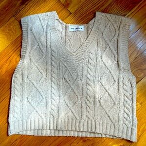 Girl crush sweater-vest